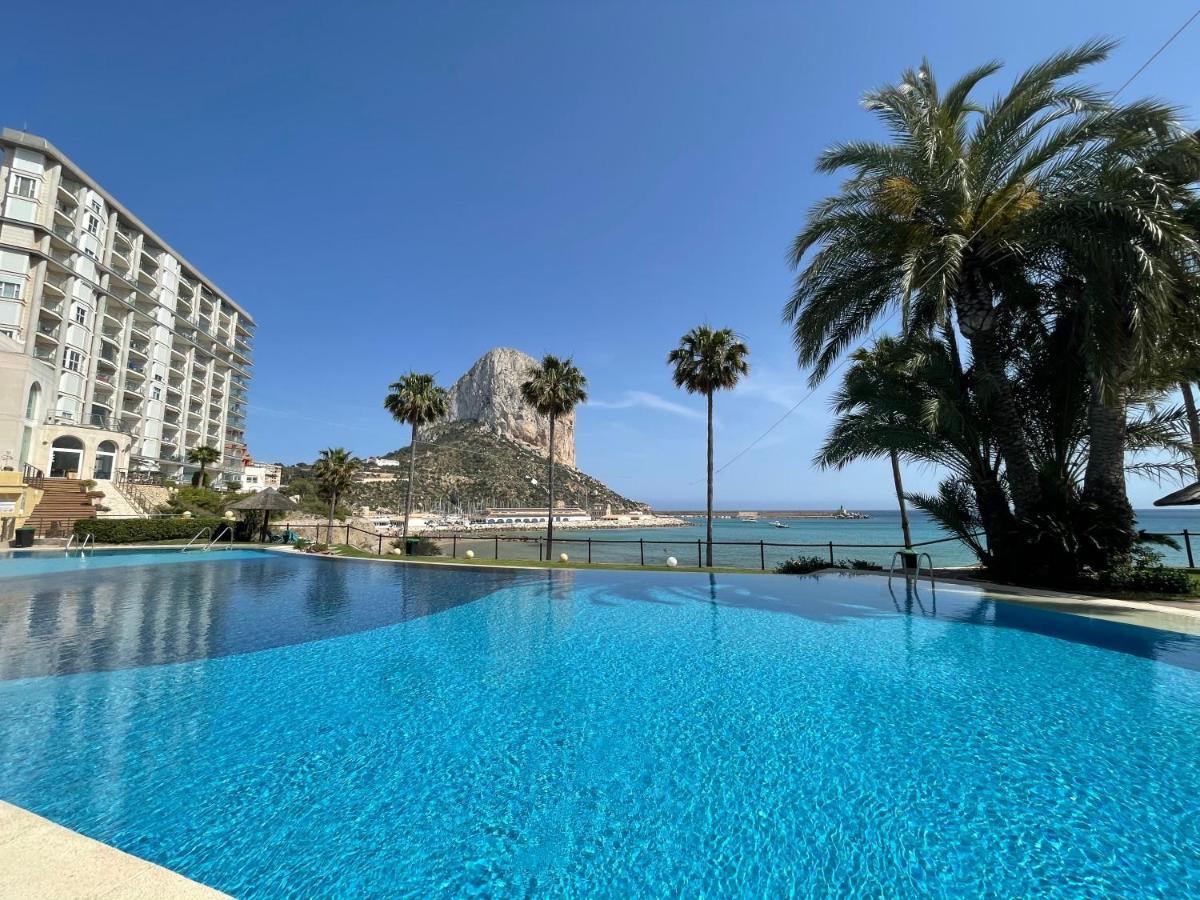 Clp - Beach Front, Pool View And Parking Calpe Bagian luar foto